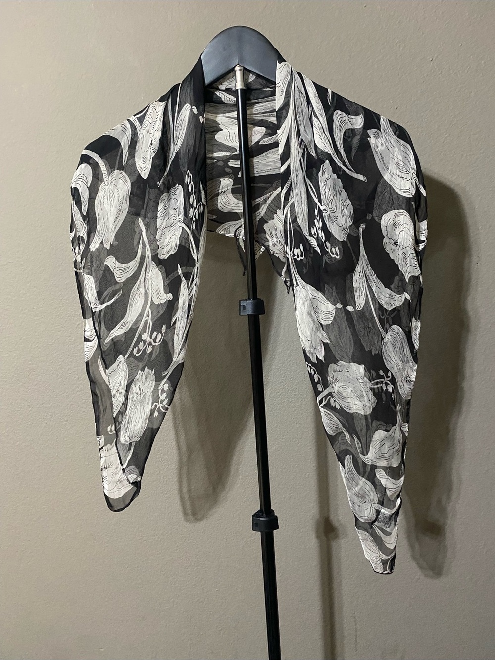 Vintage Liz Sinclair Sheer Scarf Black White Tulip Floral Print Cottagecore